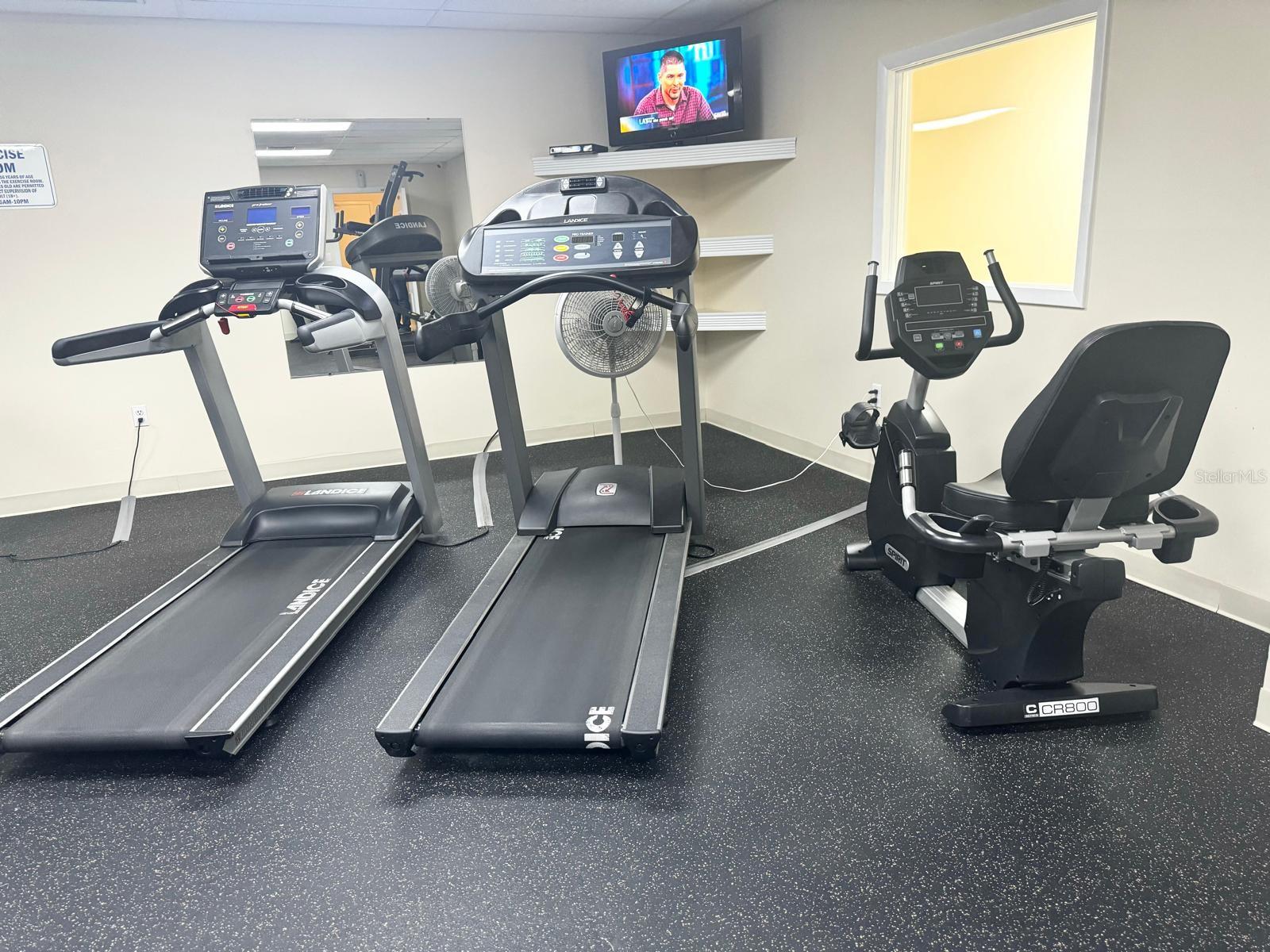 Image 21 of 27 For 1415 Ocean Shore Boulevard B060