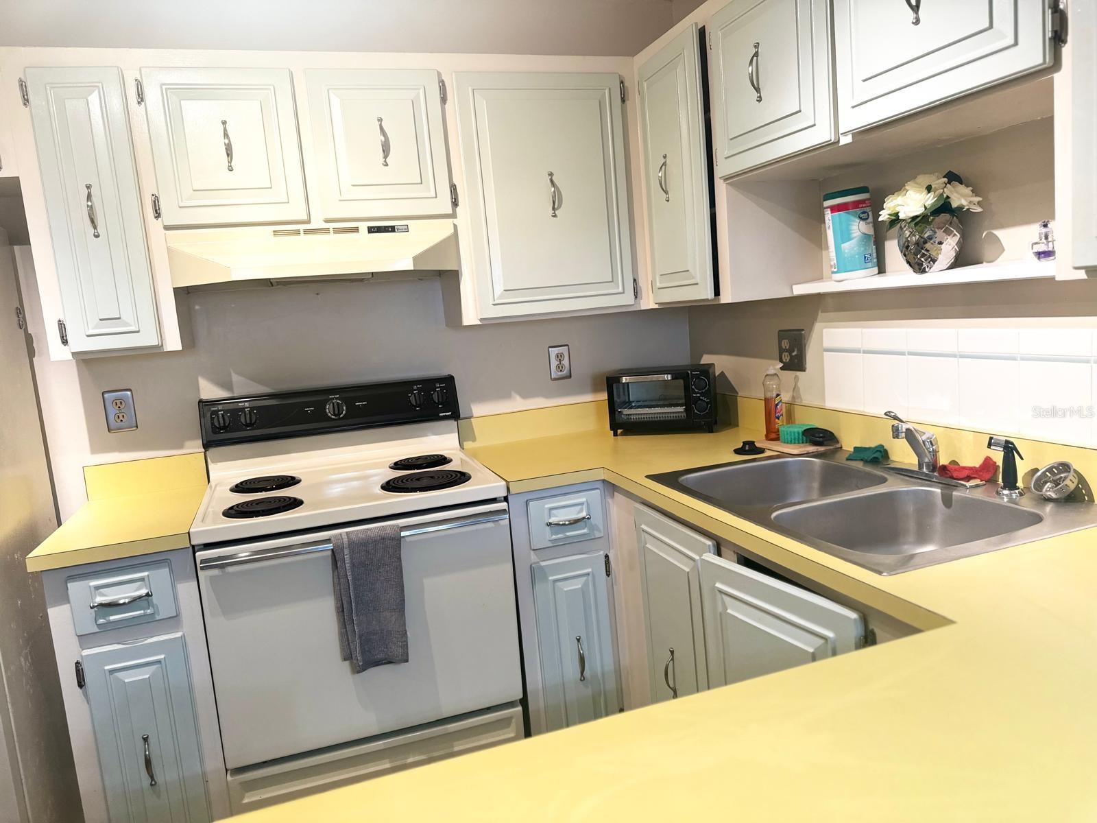 Image 9 of 27 For 1415 Ocean Shore Boulevard B060