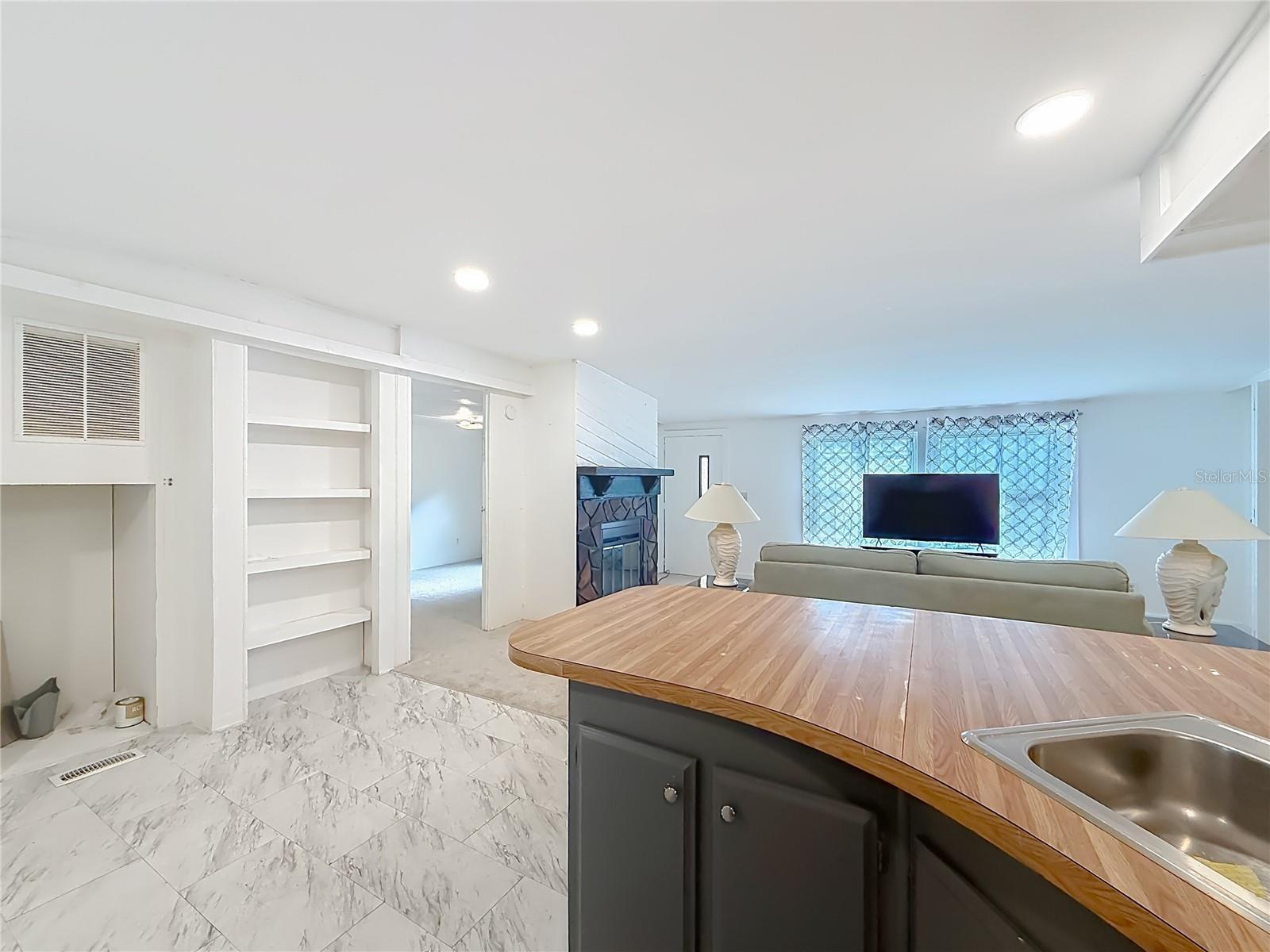 Image 12 of 40 For 16940 101st Court Road