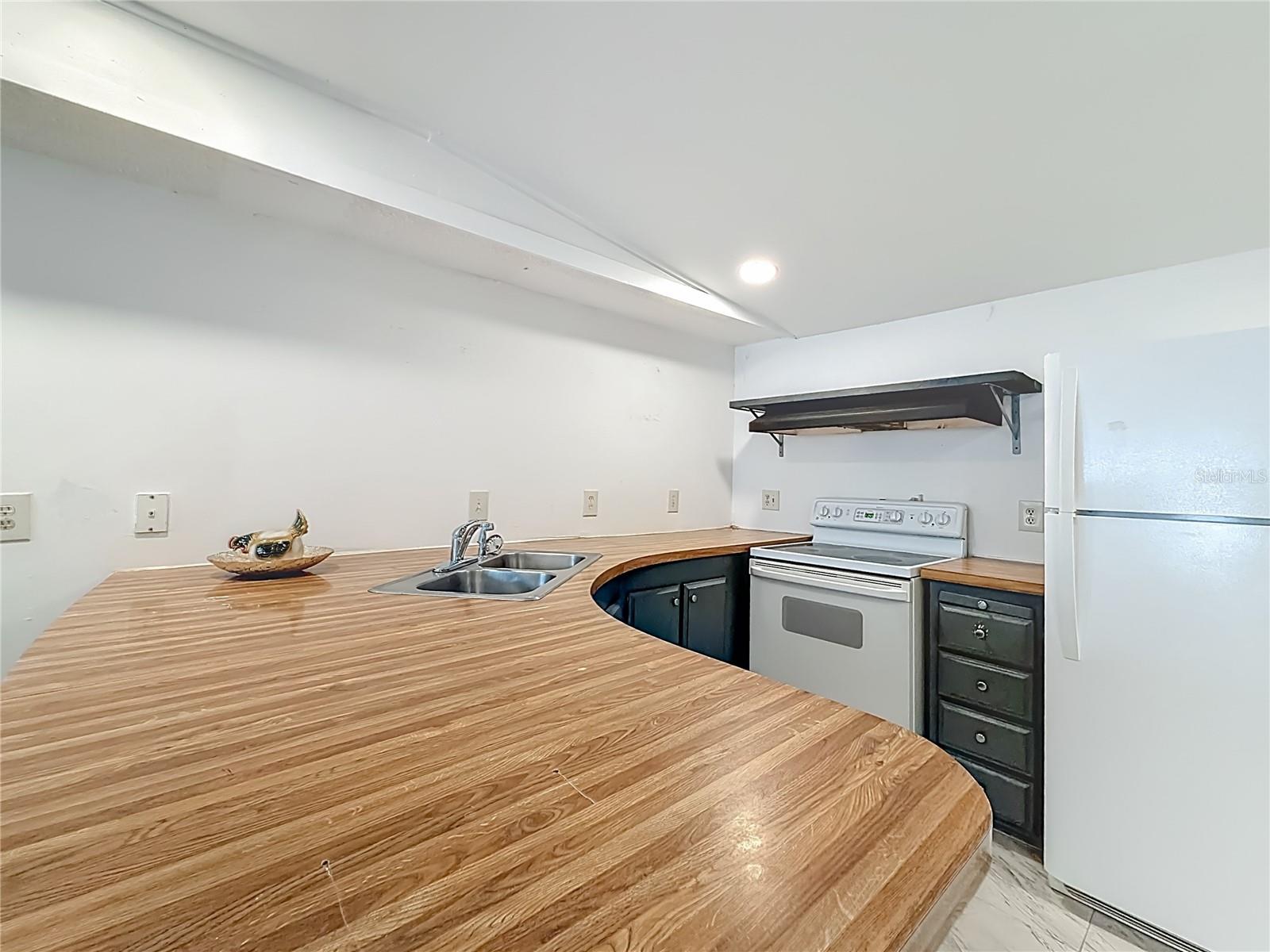 Image 13 of 40 For 16940 101st Court Road