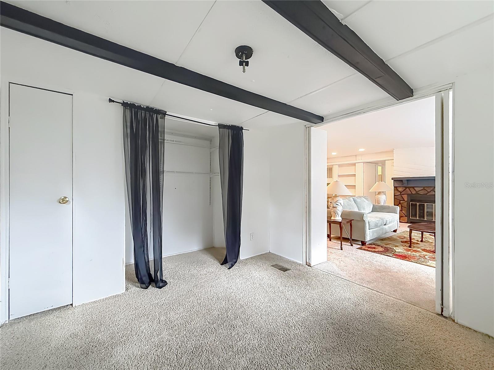 Image 18 of 40 For 16940 101st Court Road