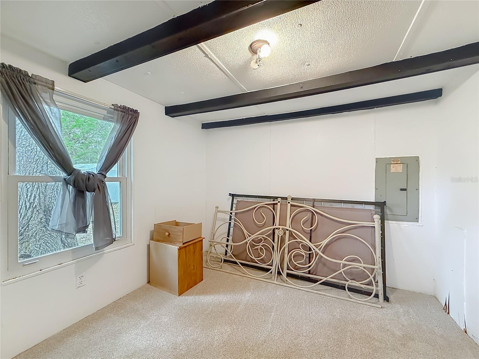 Image 21 of 40 For 16940 101st Court Road