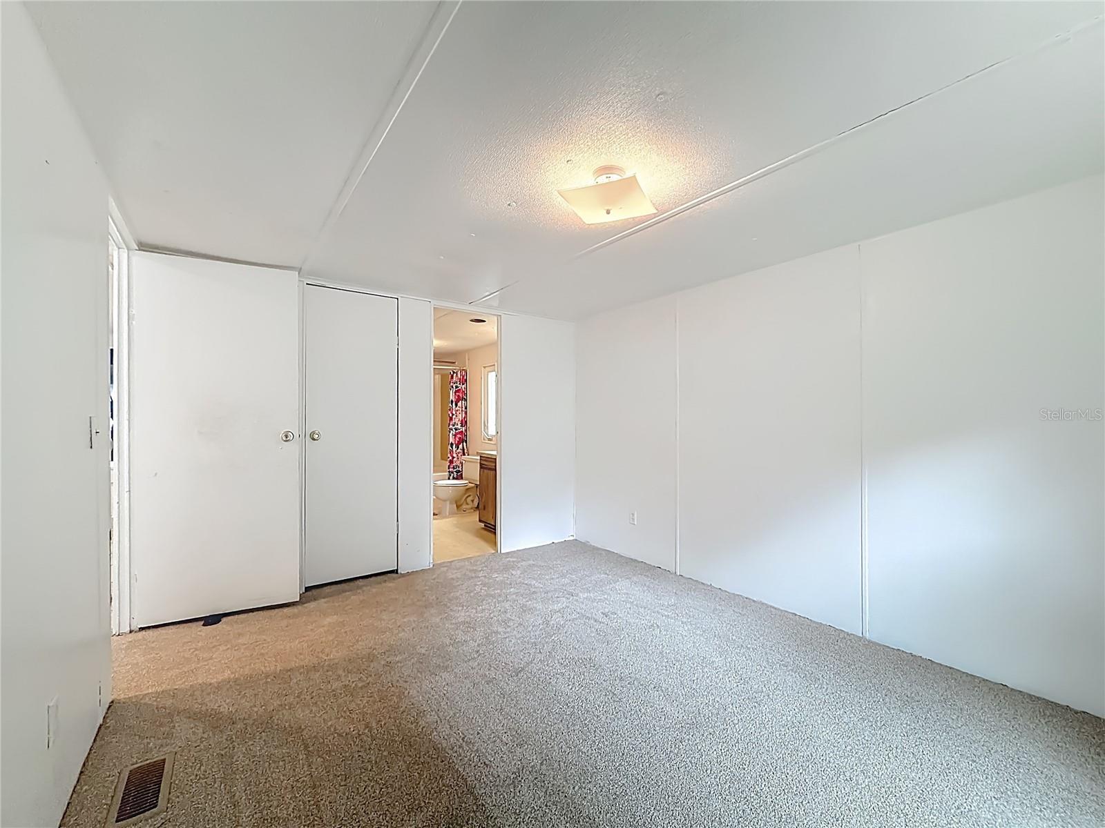 Image 25 of 40 For 16940 101st Court Road