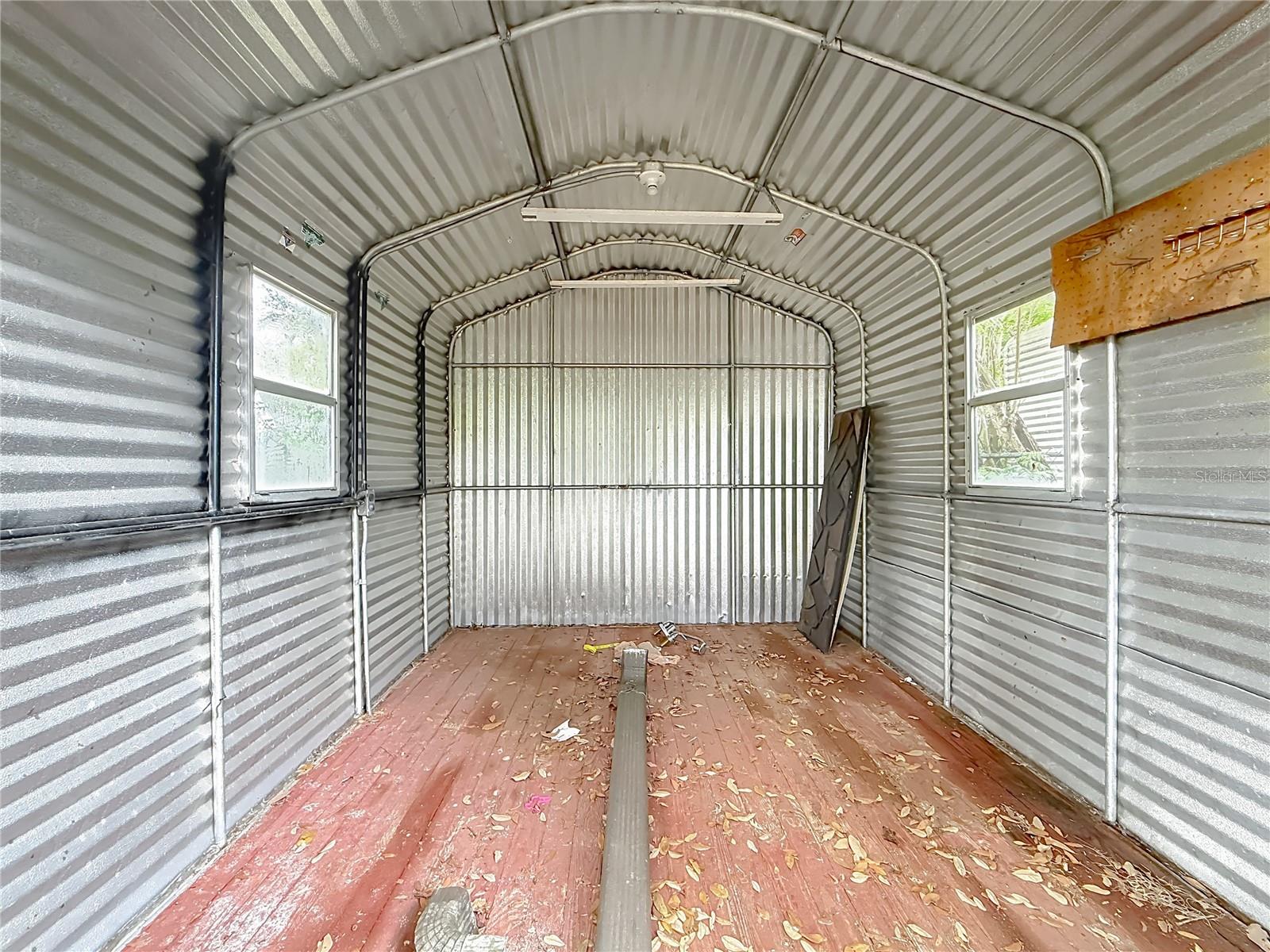 Image 31 of 40 For 16940 101st Court Road