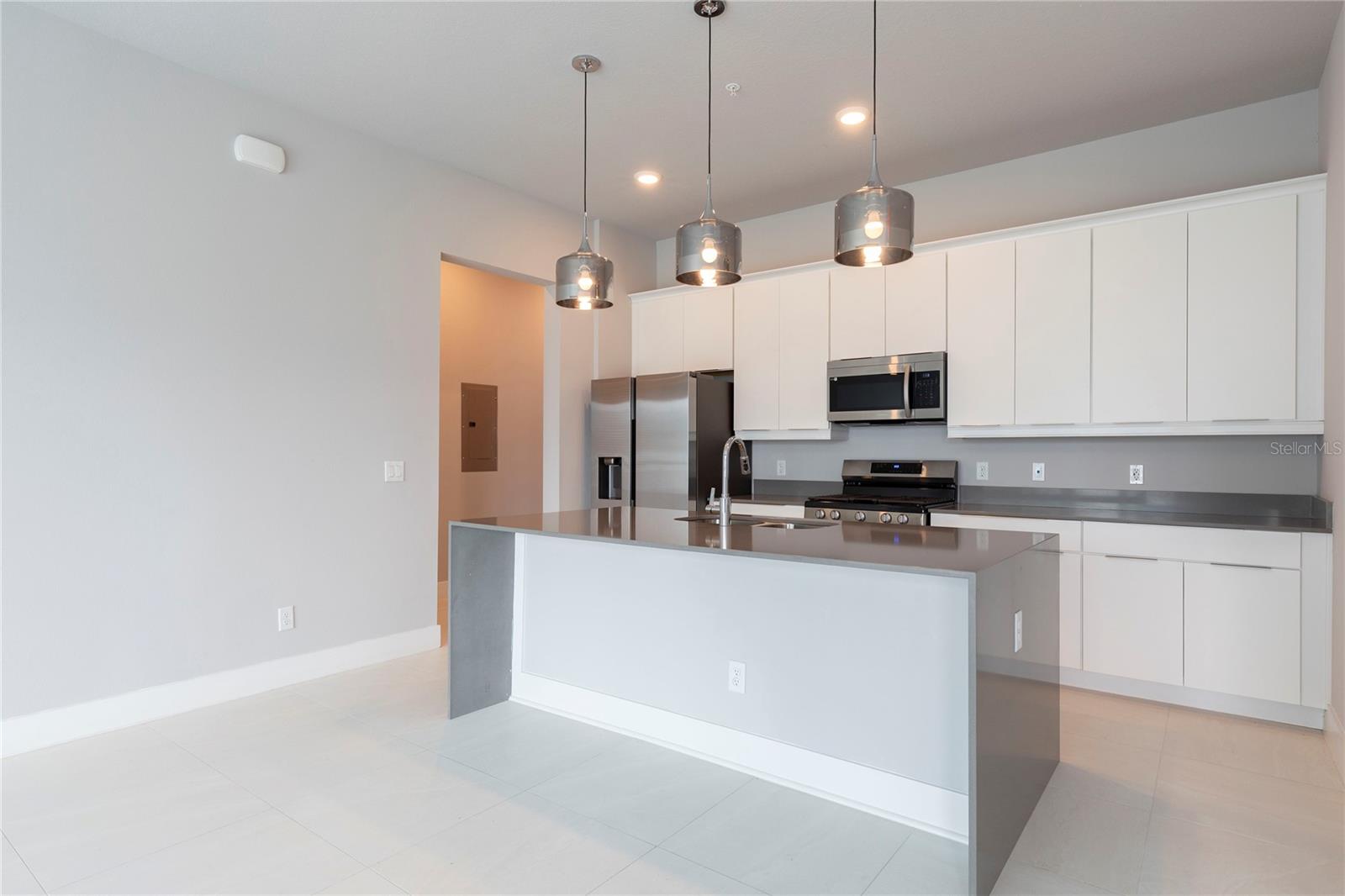Image 3 of 13 For 7760 Sandy Ridge Drive 121