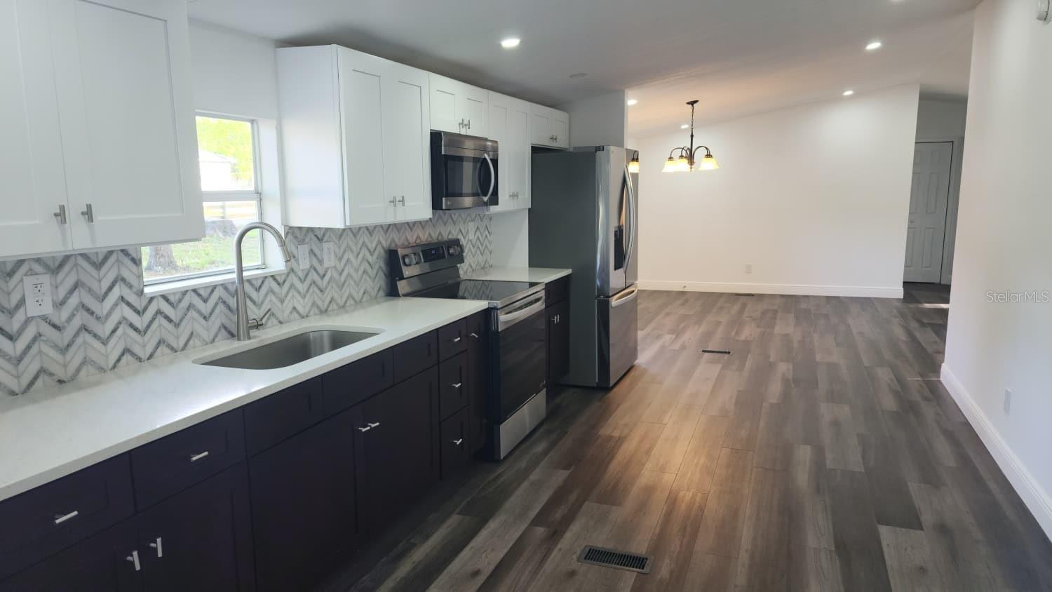 Image 13 of 45 For 4880 60th Terrace