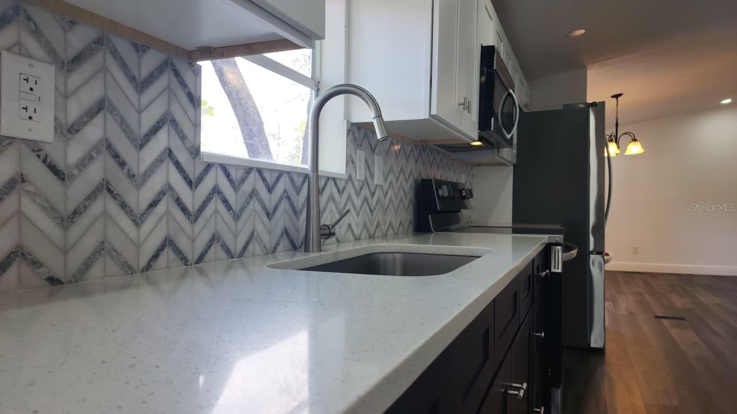 Image 16 of 45 For 4880 60th Terrace