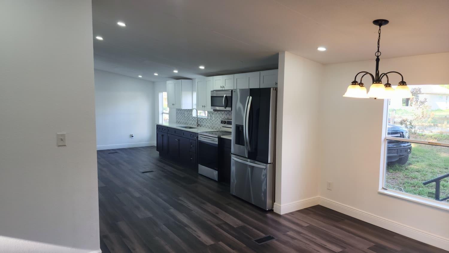 Image 18 of 45 For 4880 60th Terrace