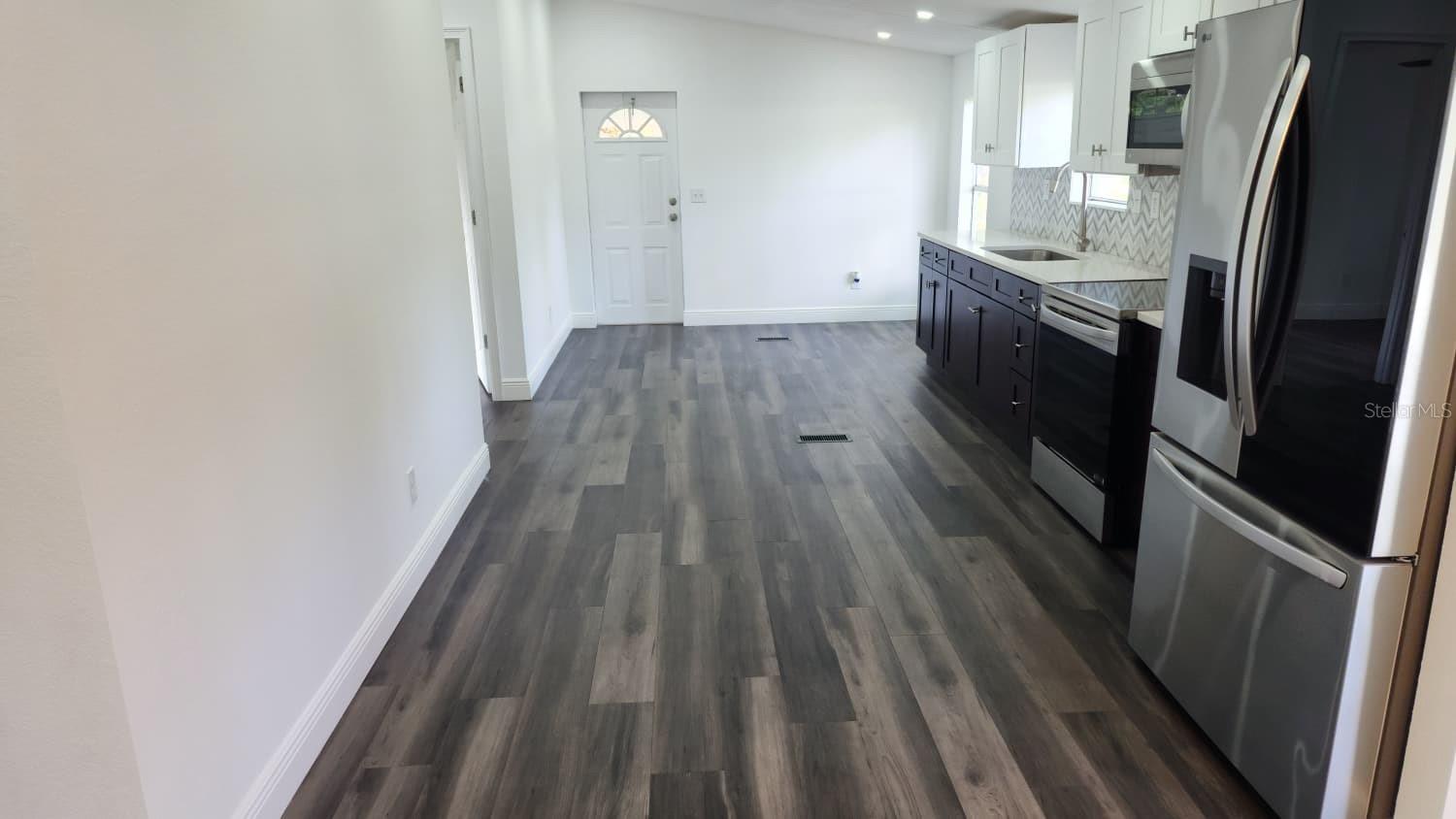 Image 19 of 45 For 4880 60th Terrace