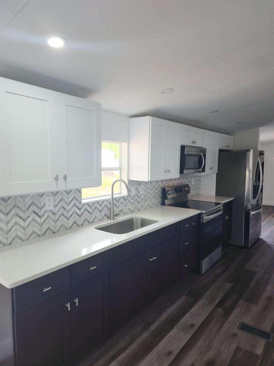 Image 20 of 45 For 4880 60th Terrace