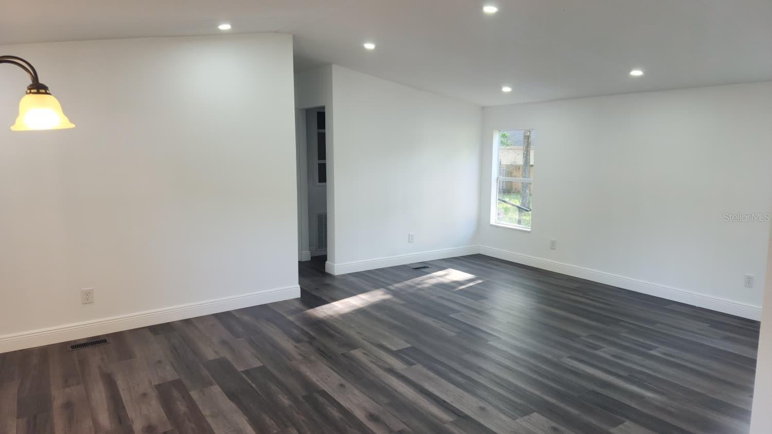 Image 25 of 45 For 4880 60th Terrace