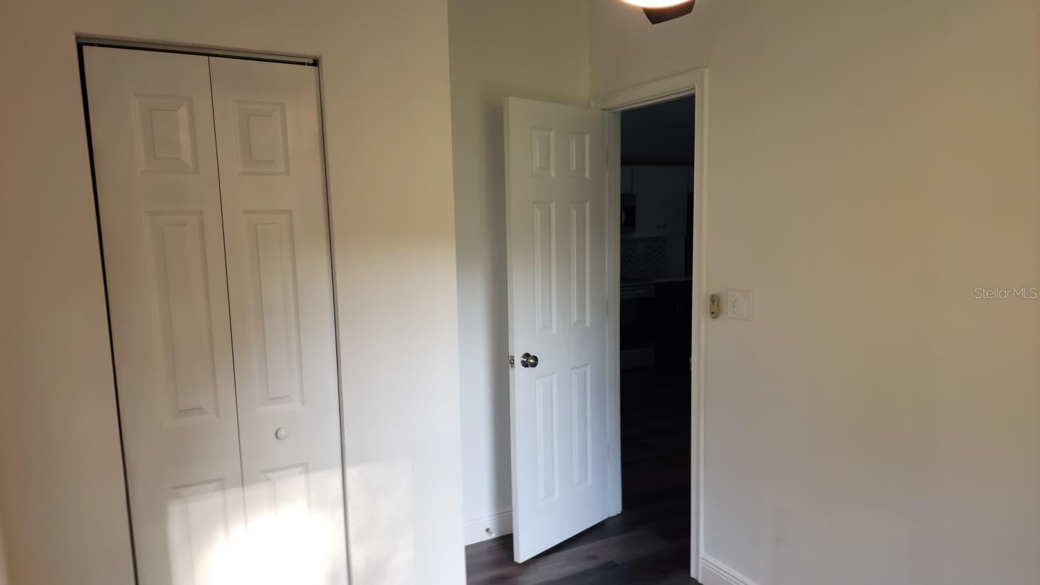 Image 26 of 45 For 4880 60th Terrace