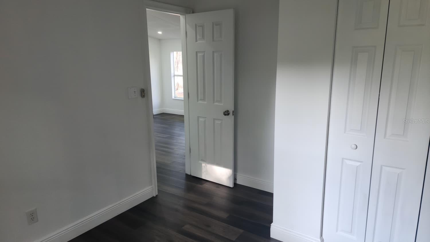 Image 31 of 45 For 4880 60th Terrace