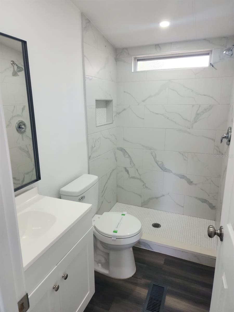 Image 32 of 45 For 4880 60th Terrace