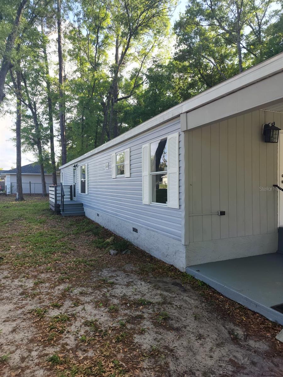 Image 4 of 45 For 4880 60th Terrace