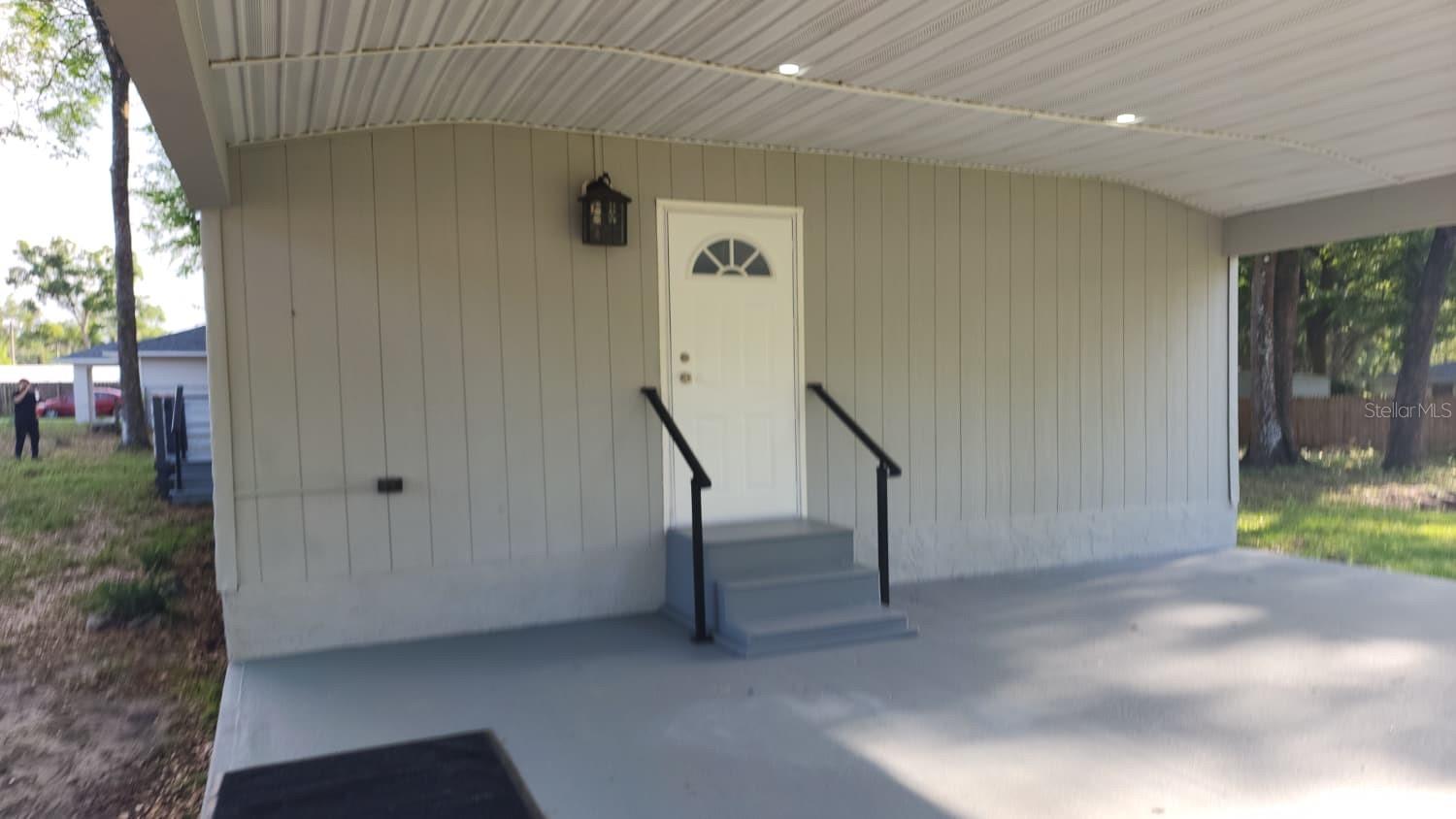 Image 9 of 45 For 4880 60th Terrace