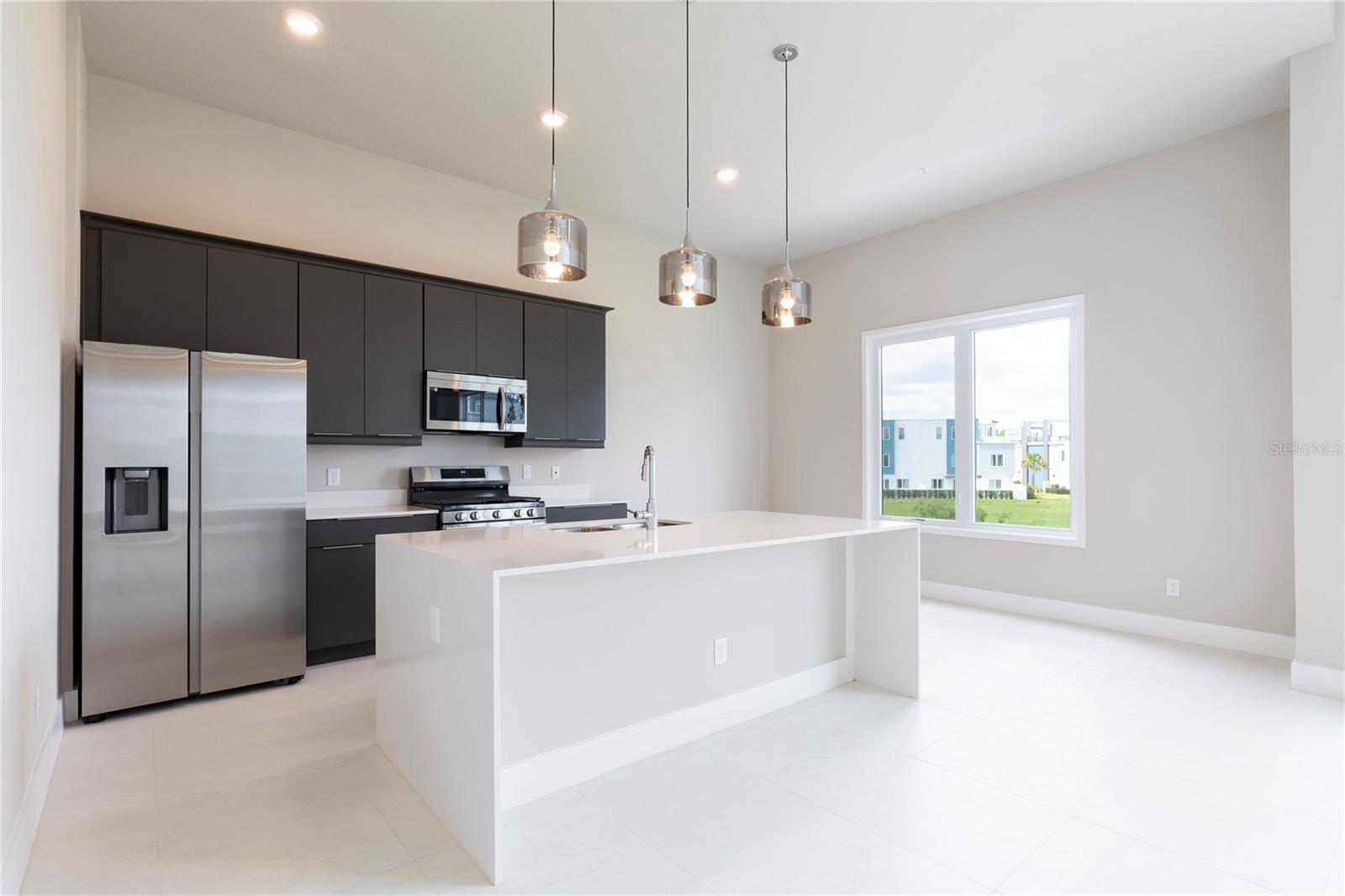 Image 19 of 20 For 7760 Sandy Ridge Drive 219