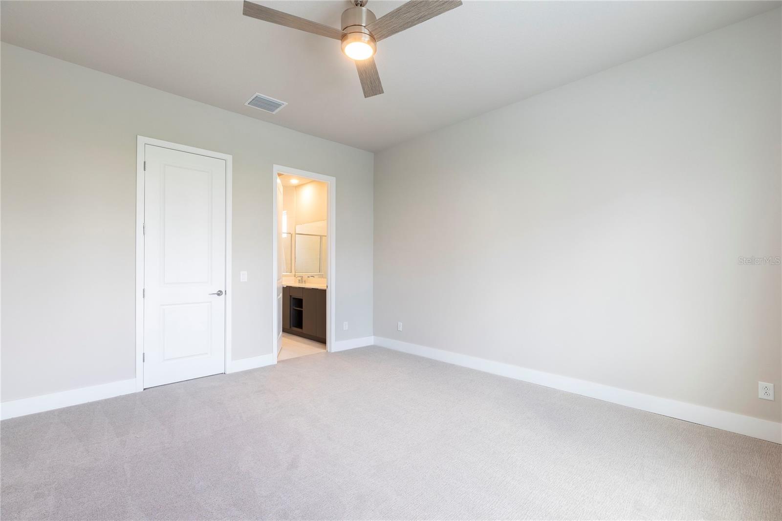 Image 11 of 15 For 7760 Sandy Ridge Drive 119
