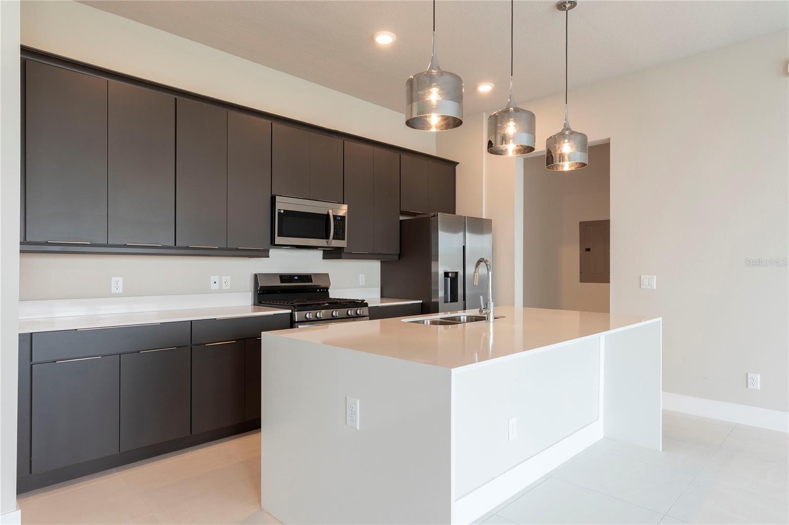 Image 3 of 15 For 7760 Sandy Ridge Drive 119