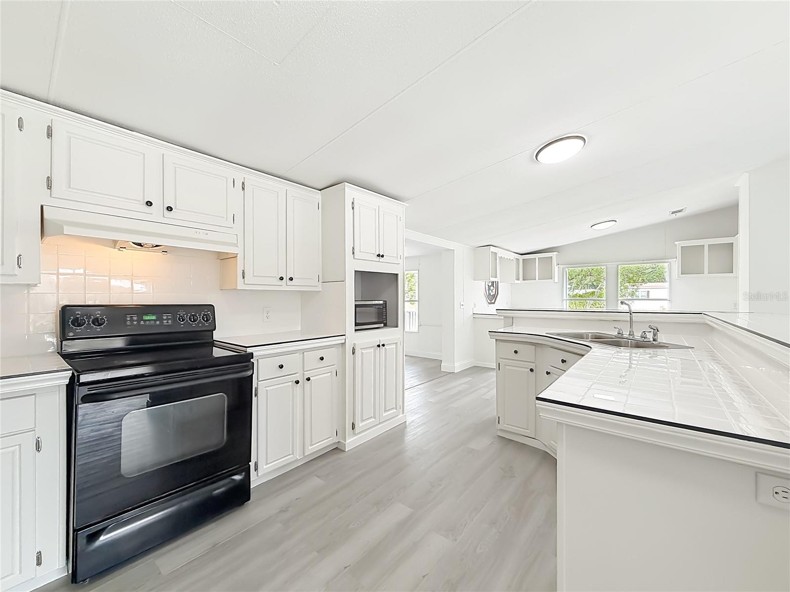 Image 5 of 32 For 8331 County Road 109