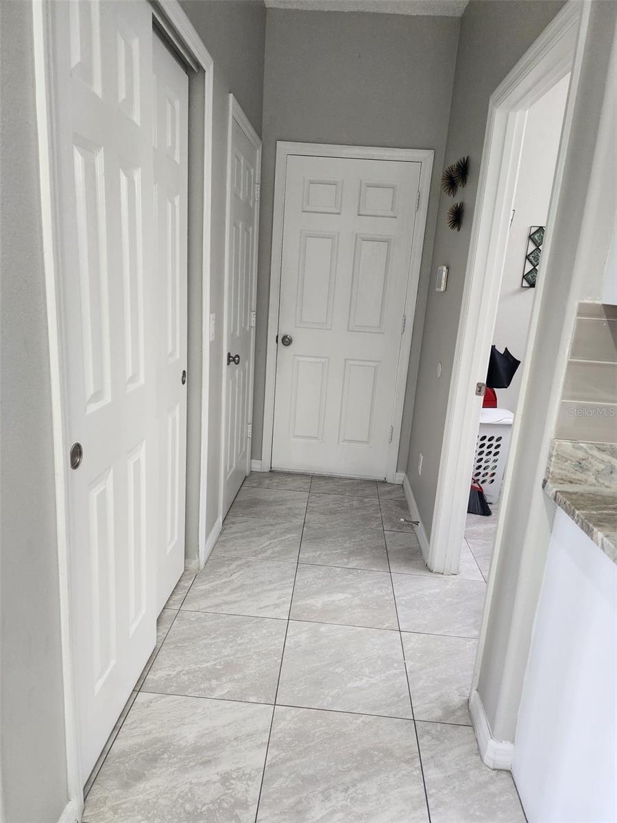 Listing photo id 11 for 14697 Huntcliff Park Way