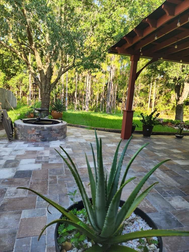 Listing photo id 24 for 14697 Huntcliff Park Way