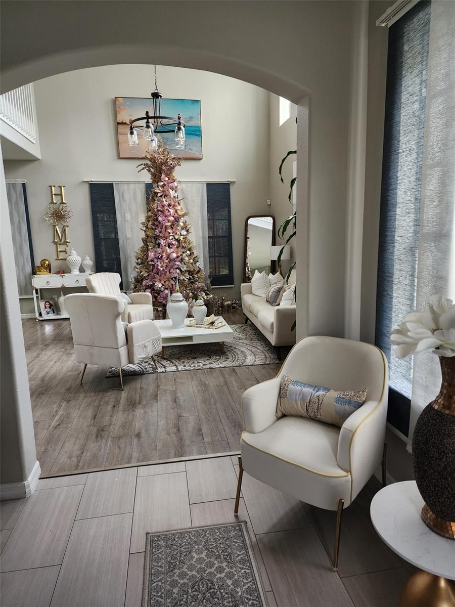 Listing photo id 4 for 14697 Huntcliff Park Way