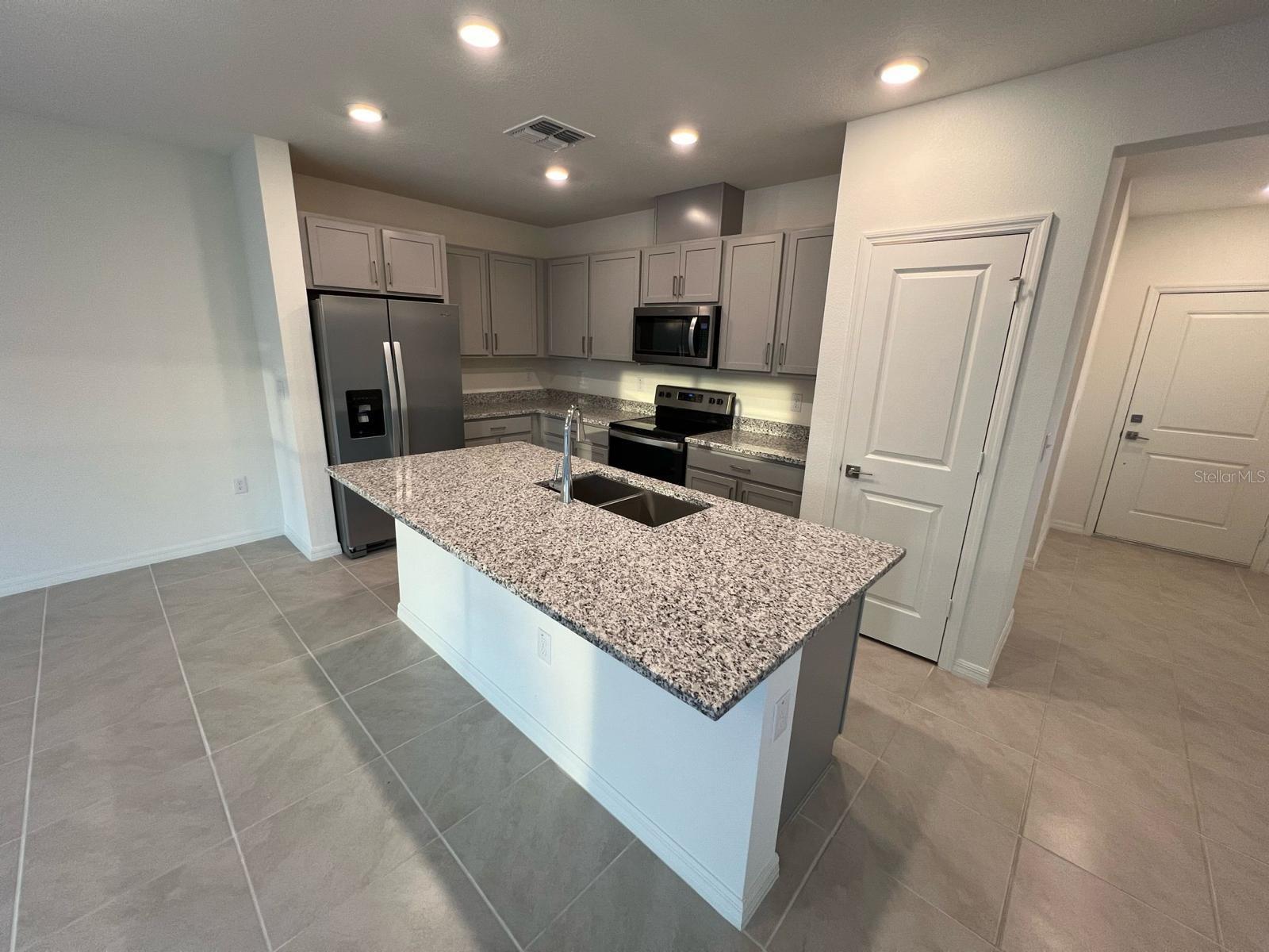 Image 4 of 15 For 680 Stoney Point Circle