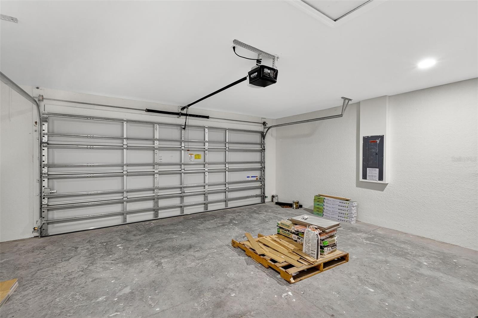 Image 31 of 35 For 486 Celeste Street