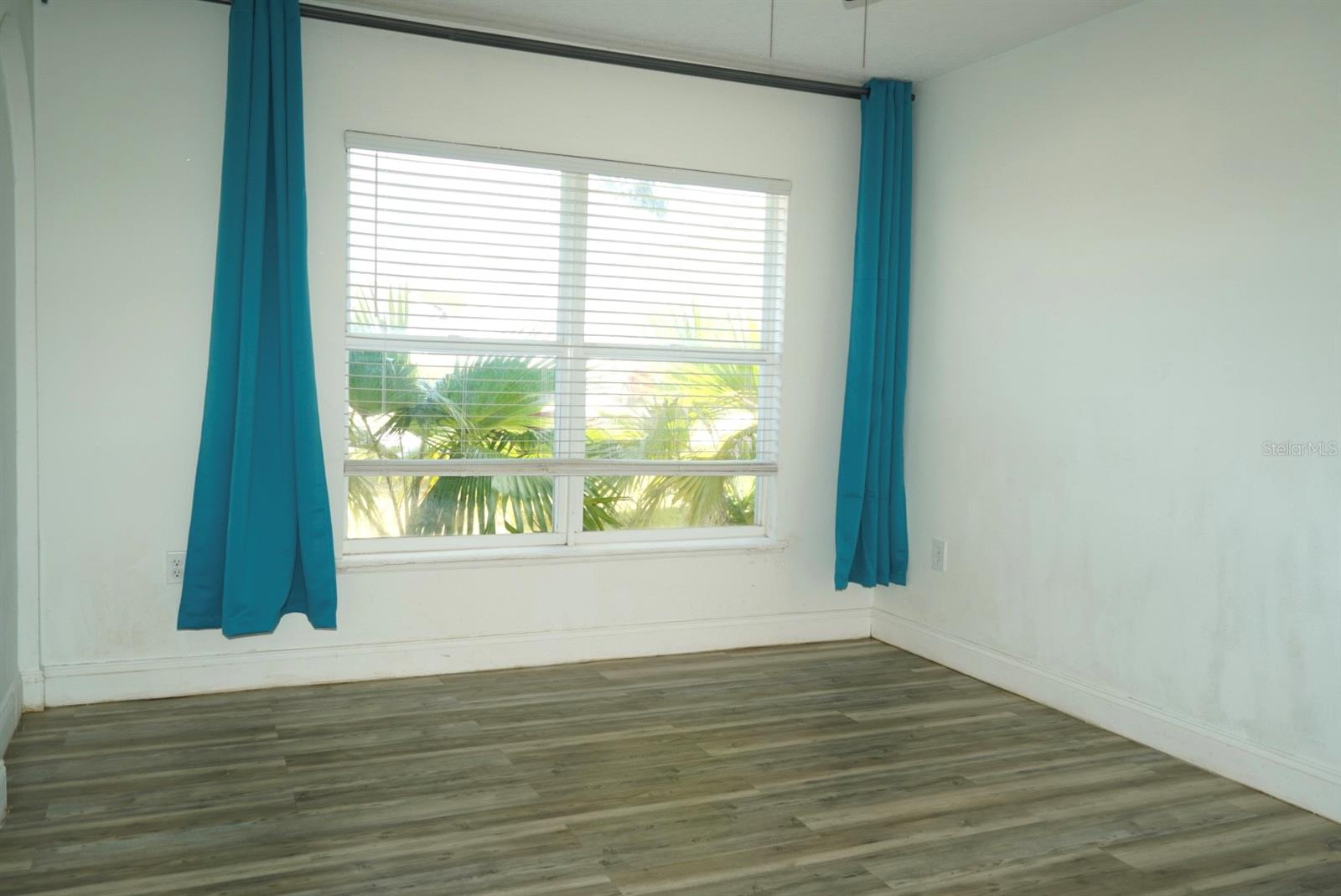 Image 12 of 27 For 557 Milford Street