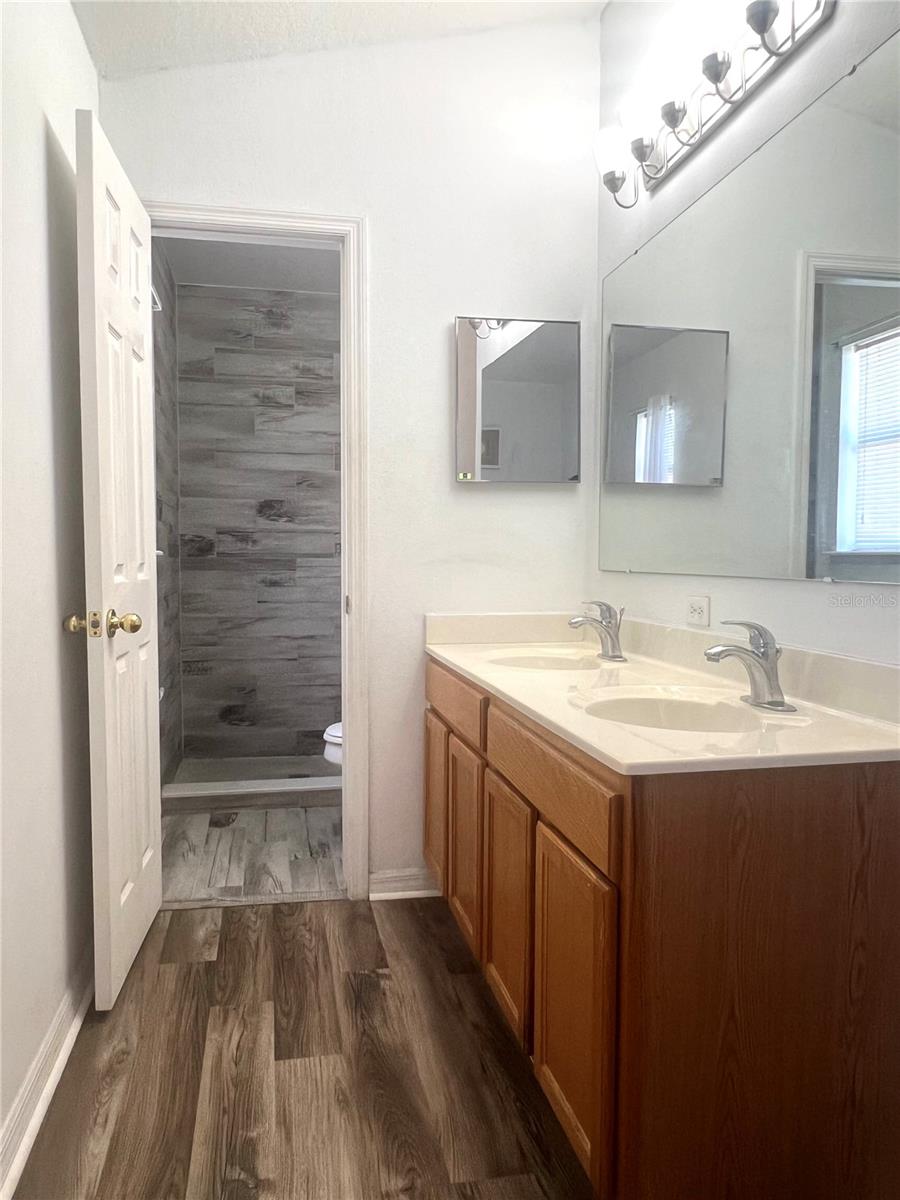 Image 16 of 27 For 557 Milford Street