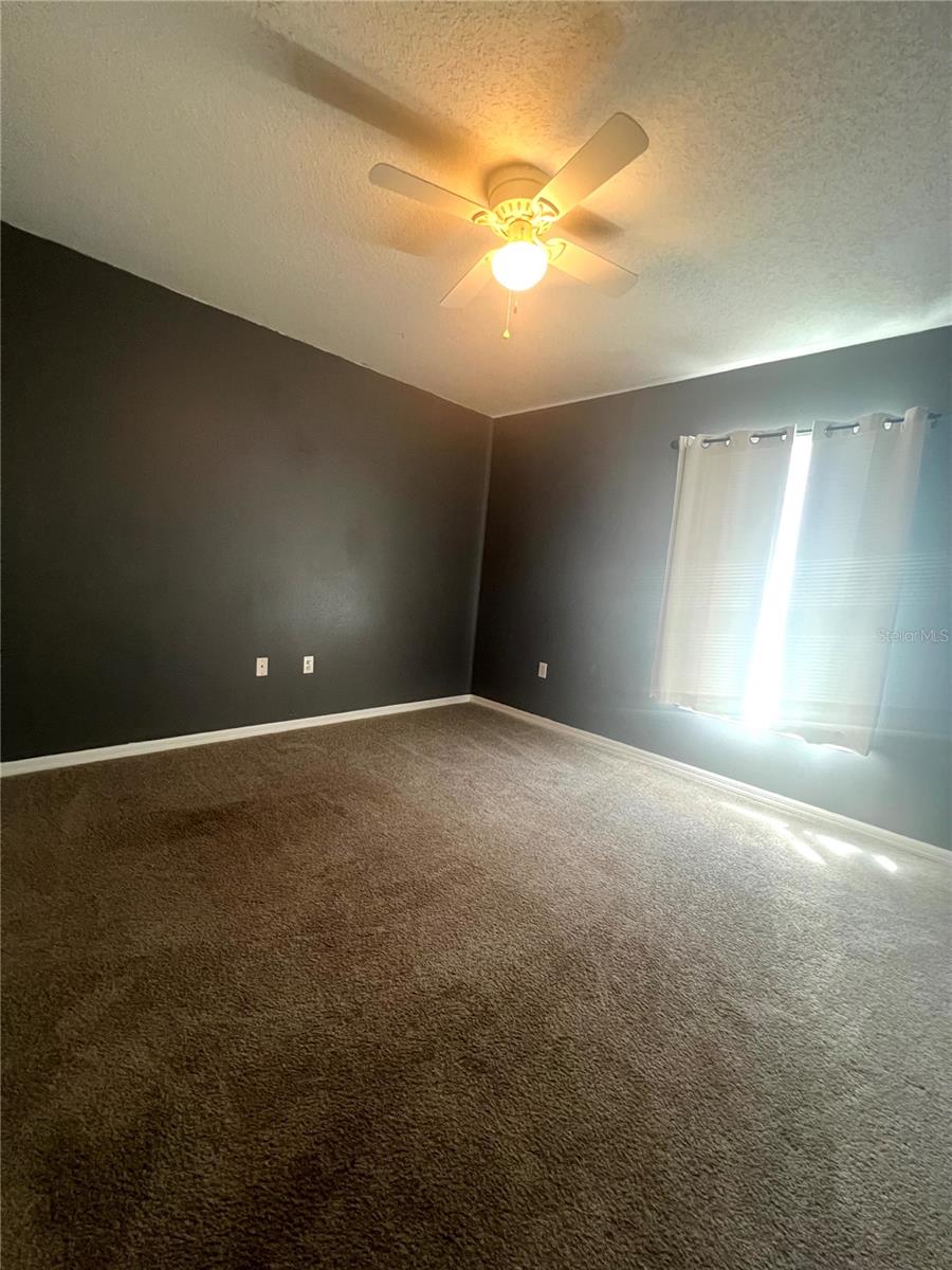 Image 20 of 27 For 557 Milford Street