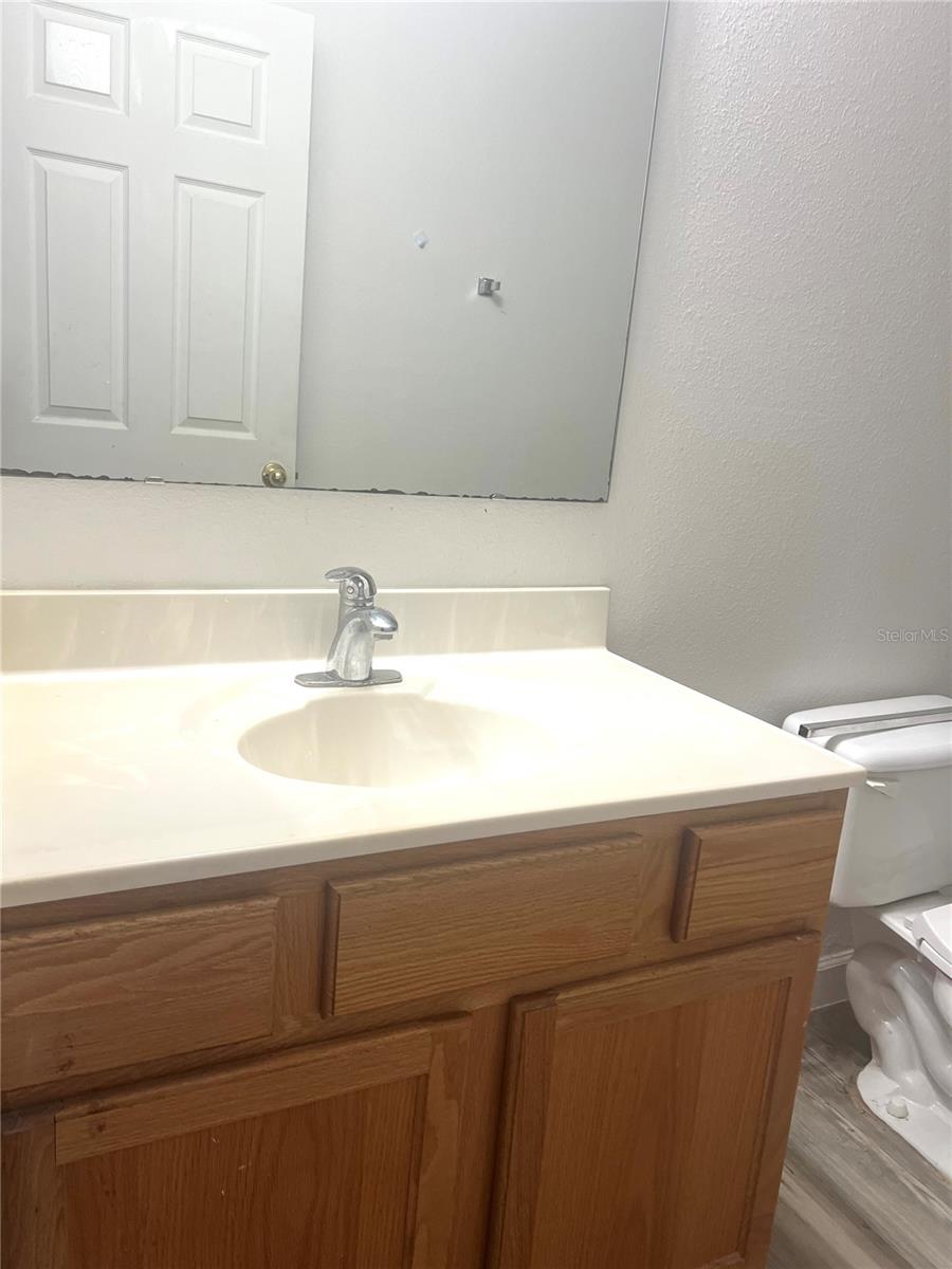 Image 22 of 27 For 557 Milford Street