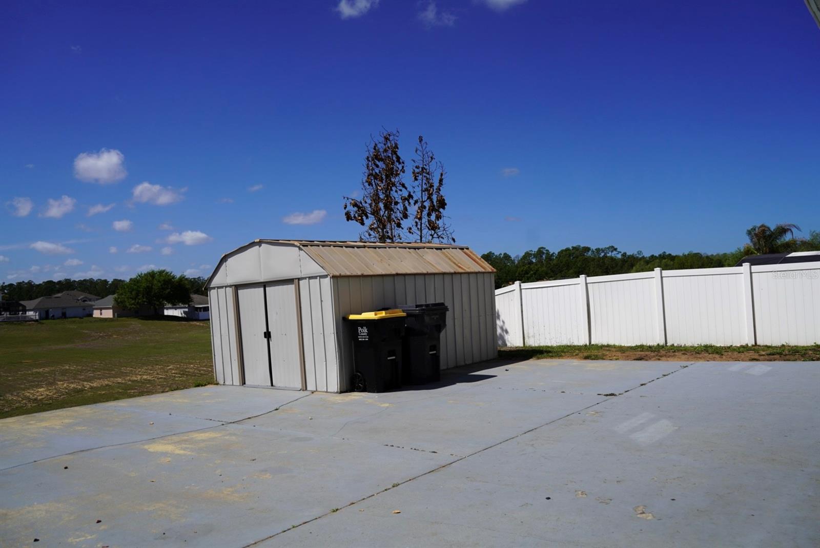 Image 26 of 27 For 557 Milford Street