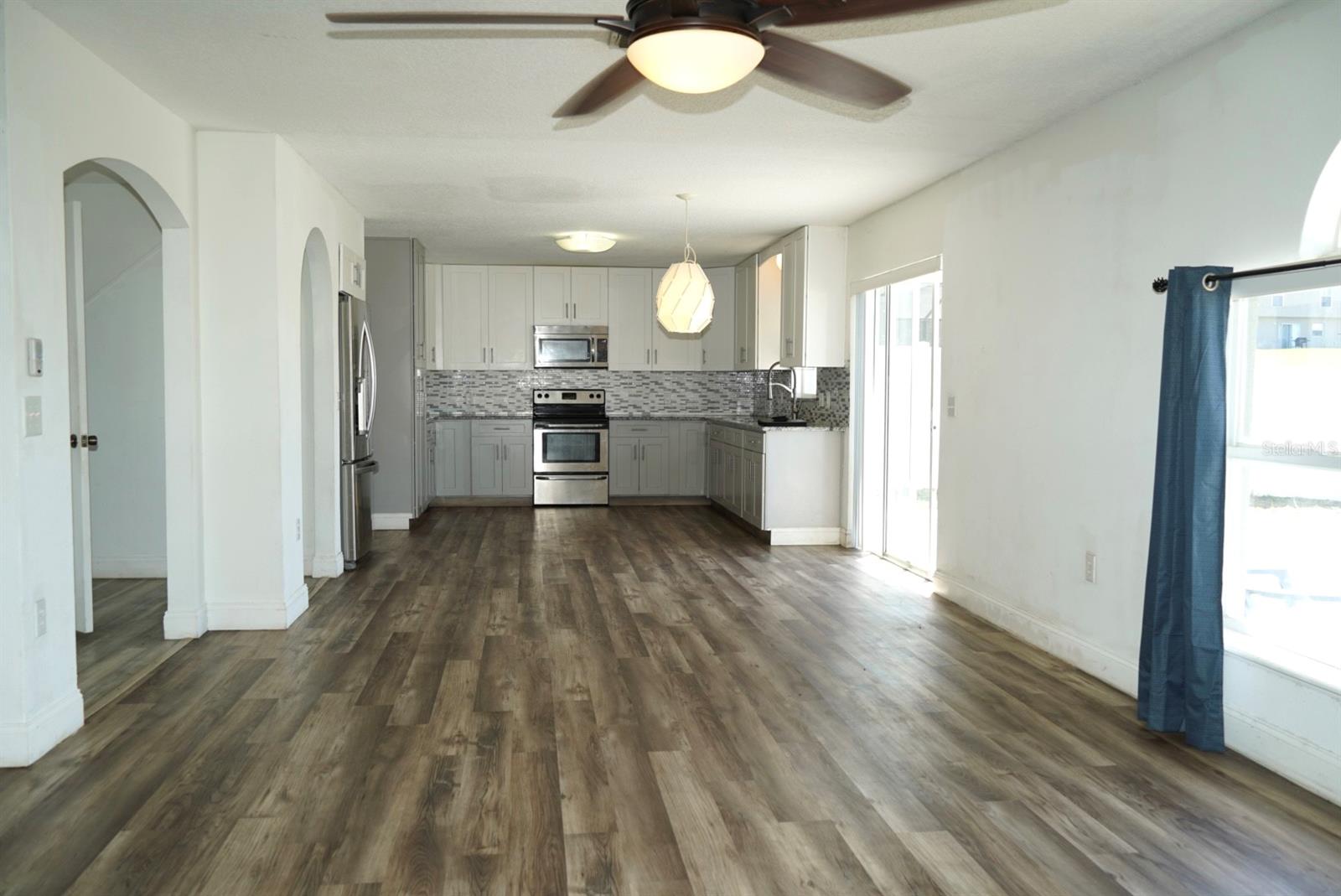 Image 5 of 27 For 557 Milford Street