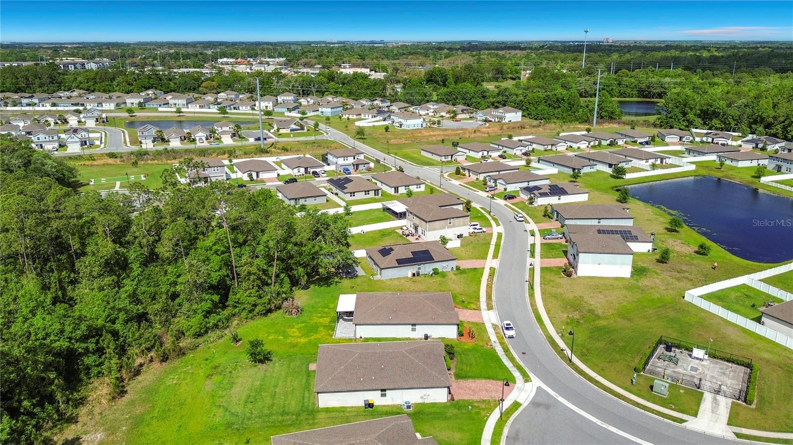 Image 15 of 59 For 525 Vista Villages Blvd