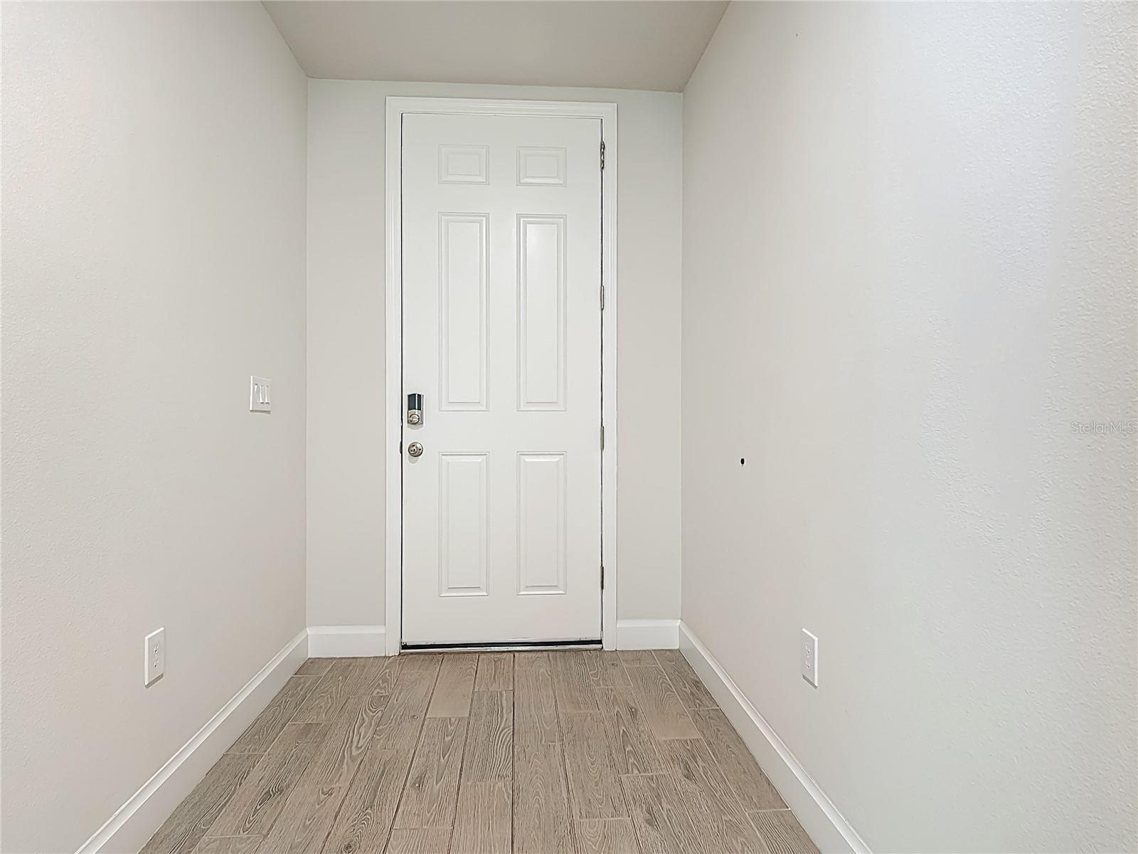 Image 22 of 59 For 525 Vista Villages Blvd