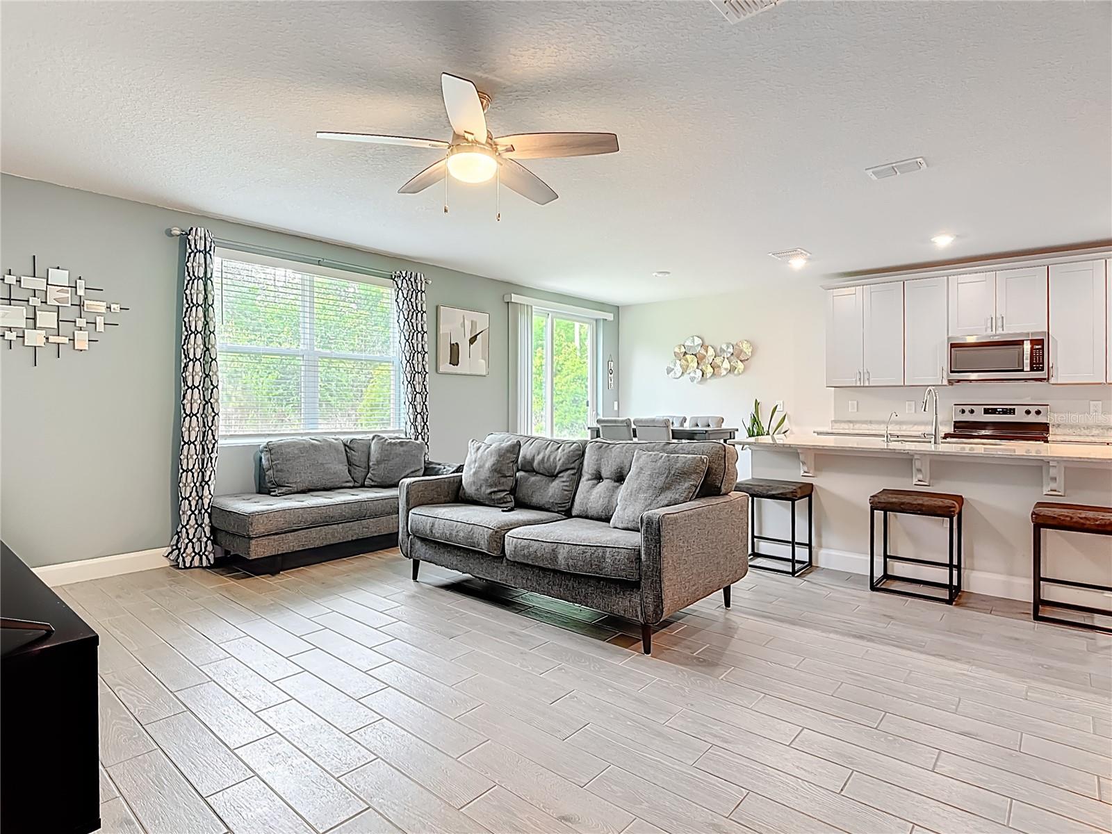 Image 29 of 59 For 525 Vista Villages Blvd