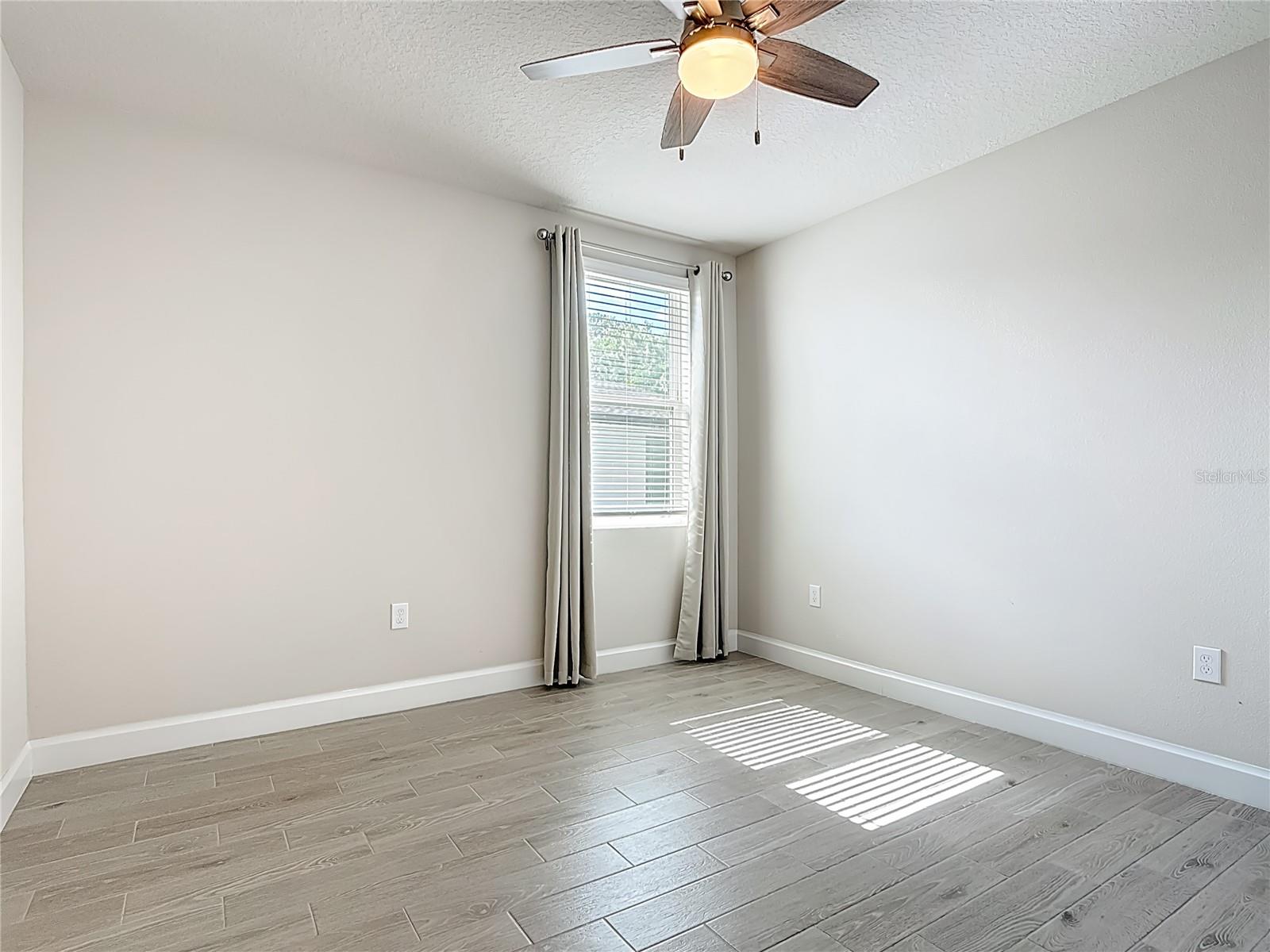 Image 30 of 59 For 525 Vista Villages Blvd