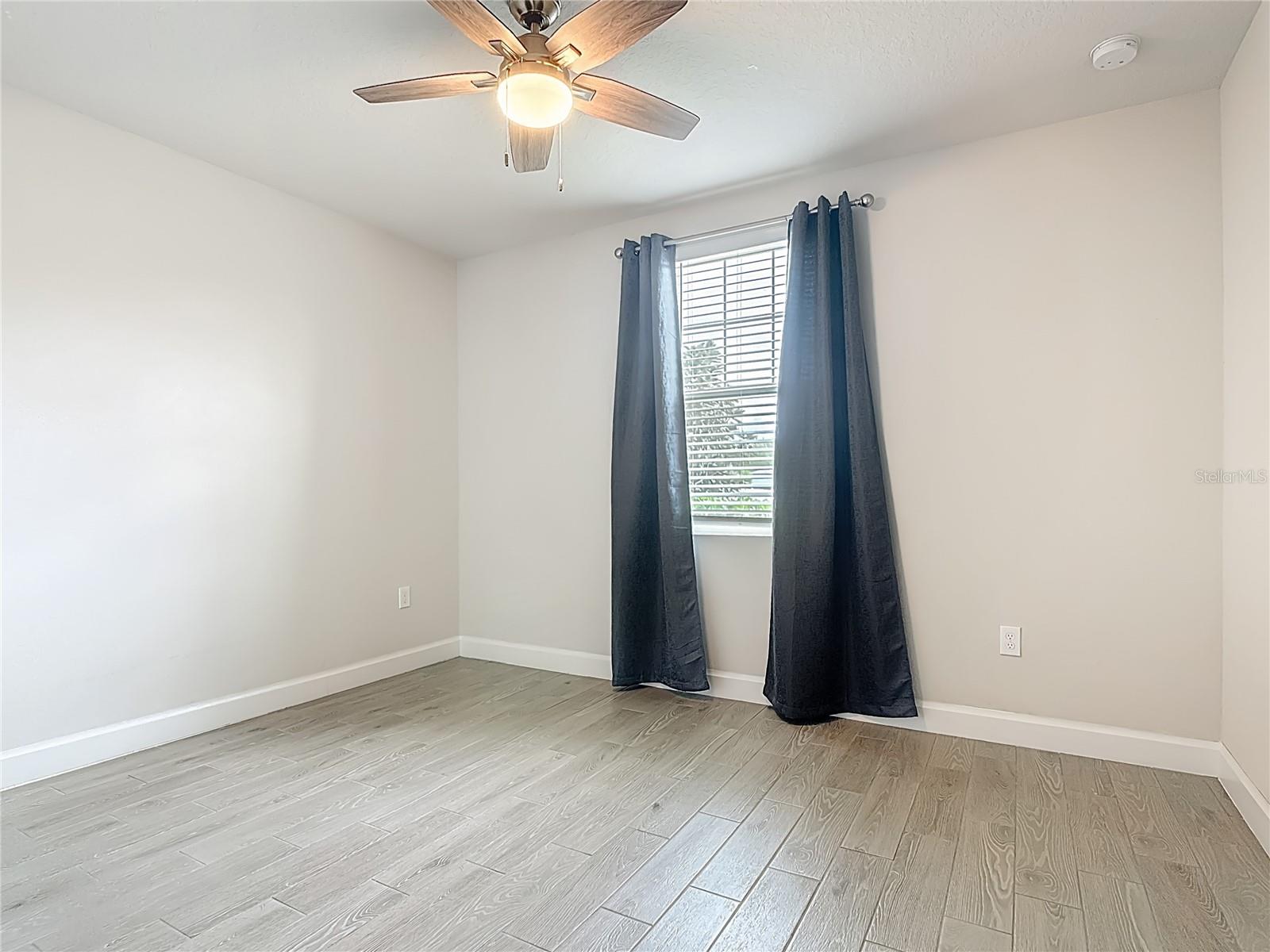 Image 34 of 59 For 525 Vista Villages Blvd