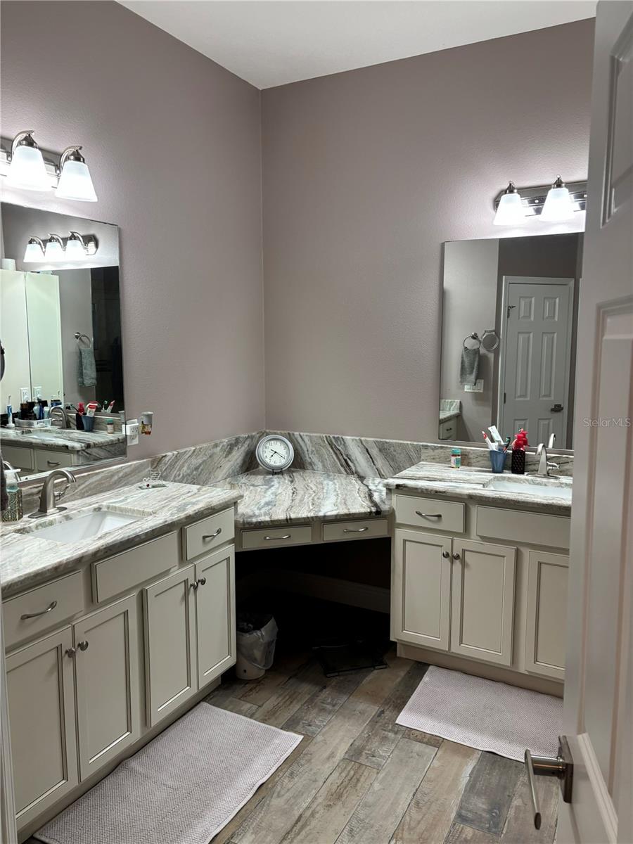 Image 9 of 45 For 20500 Quinella Street