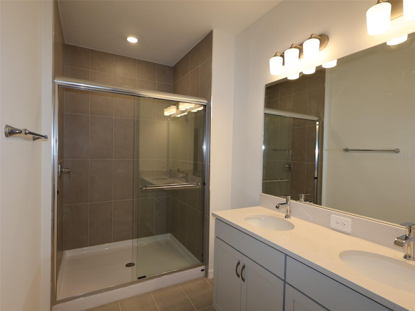 Image 12 of 20 For 9117 Optimist Way