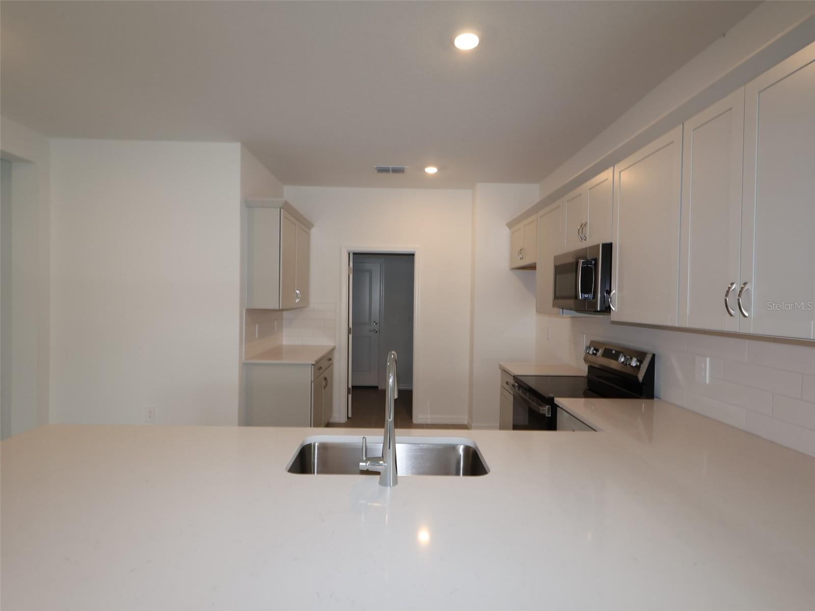 Image 5 of 20 For 9117 Optimist Way