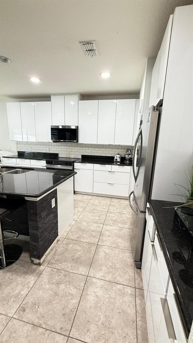 Image 8 of 26 For 2803 Monticello Way