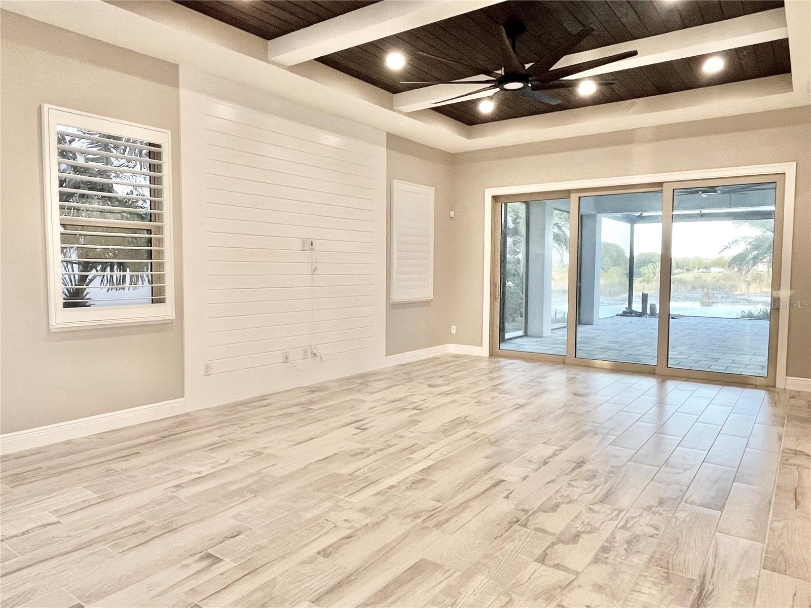 Image 10 of 52 For 15594 Shorebird Lane