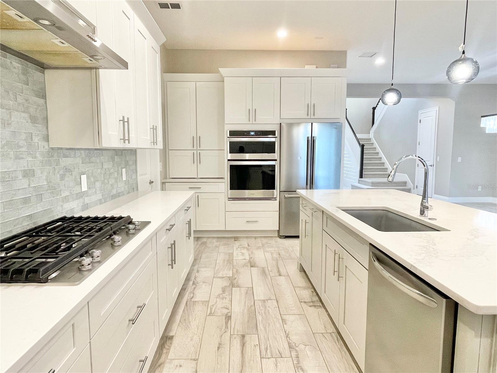 Image 17 of 52 For 15594 Shorebird Lane