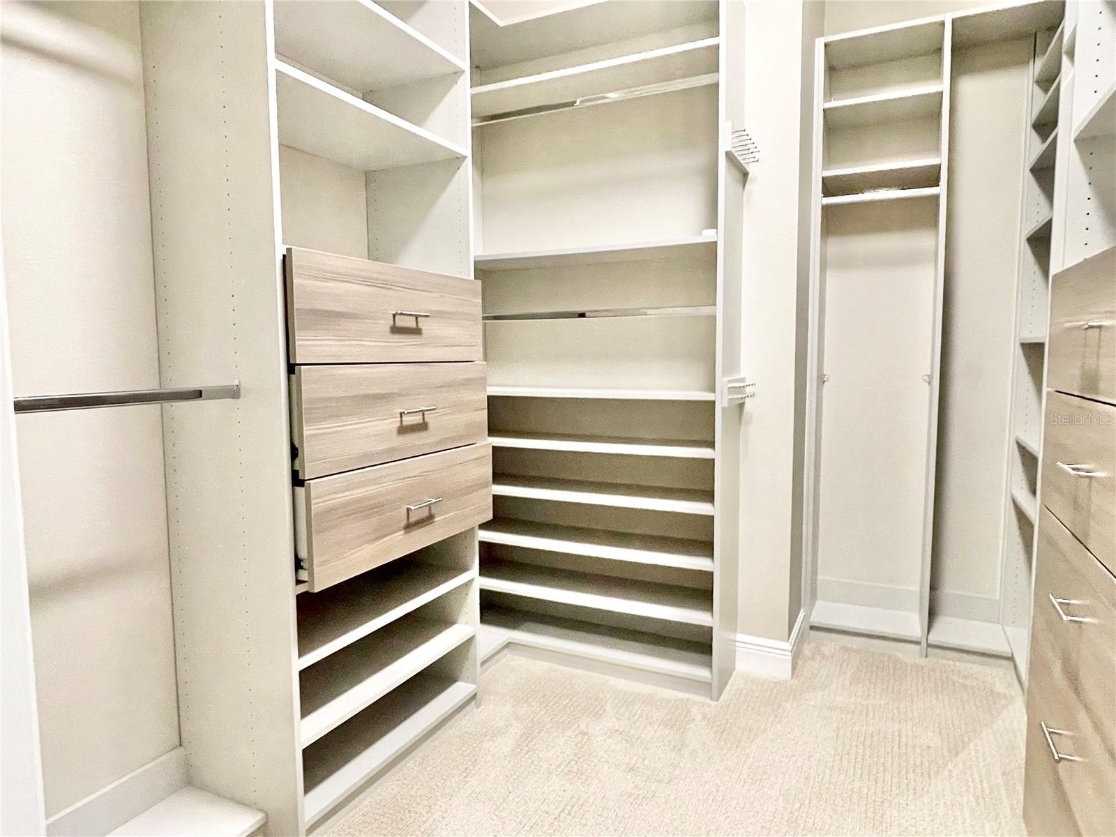 Image 21 of 52 For 15594 Shorebird Lane