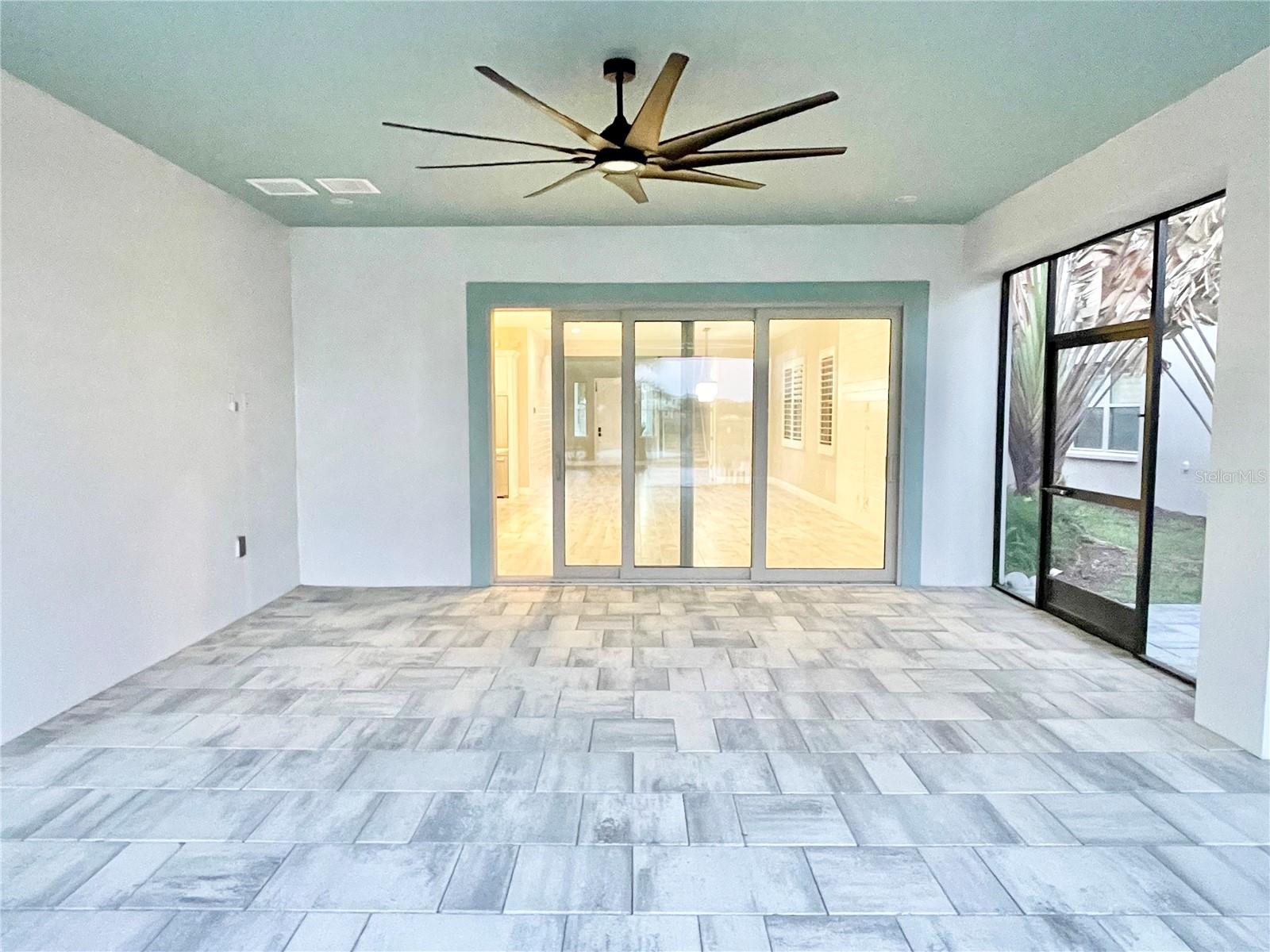 Image 28 of 52 For 15594 Shorebird Lane