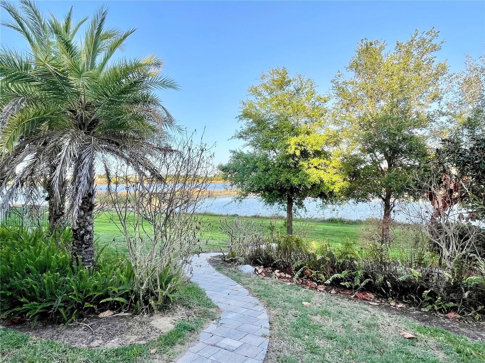 Image 34 of 52 For 15594 Shorebird Lane