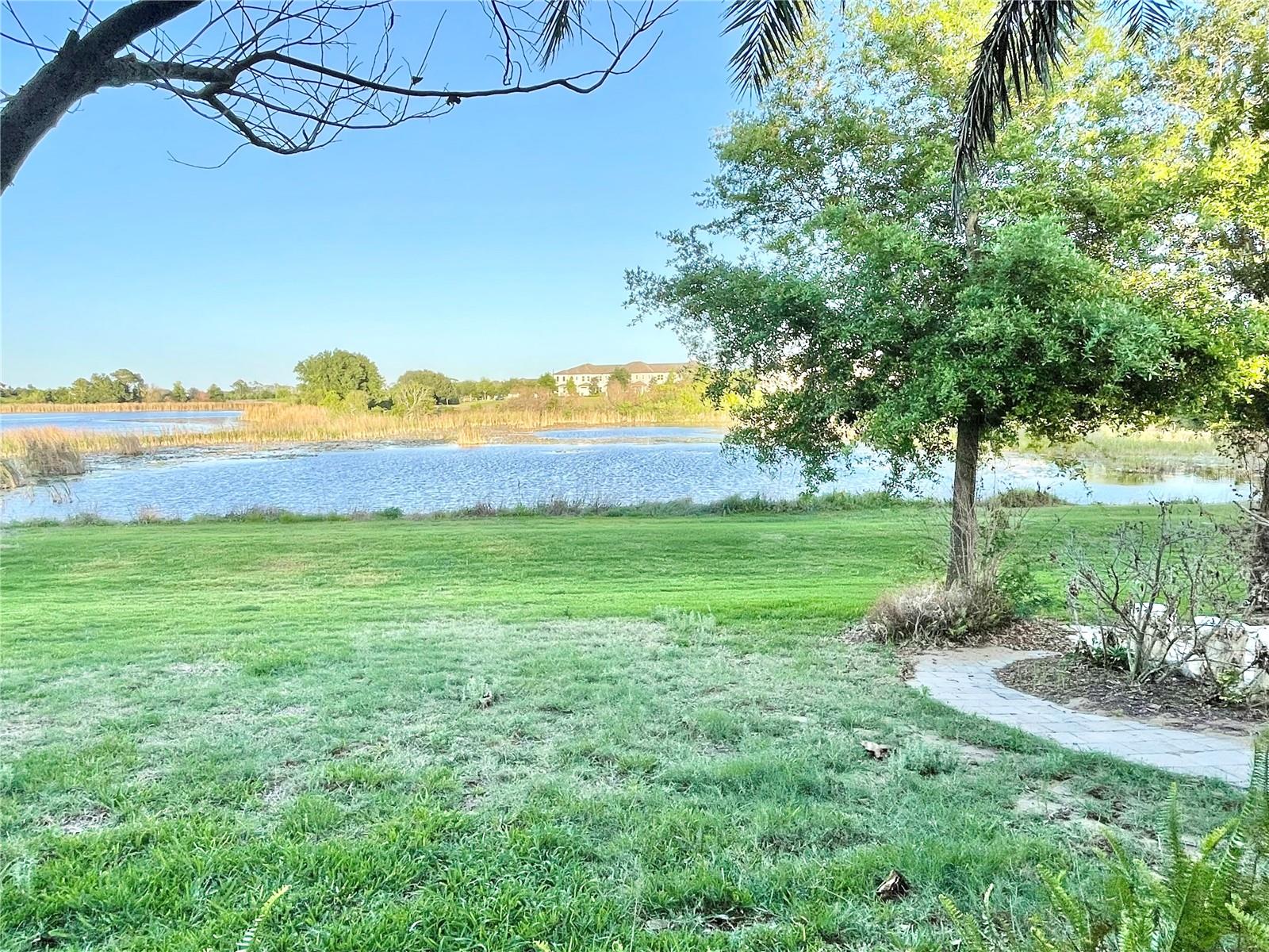 Image 36 of 52 For 15594 Shorebird Lane